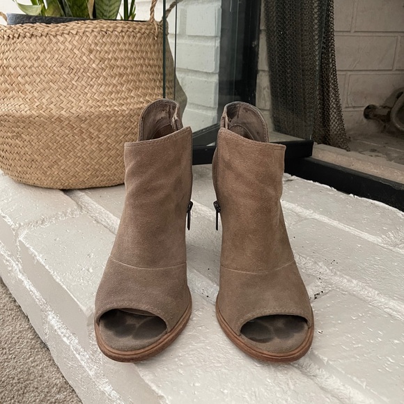 Booties - Picture 2 of 4